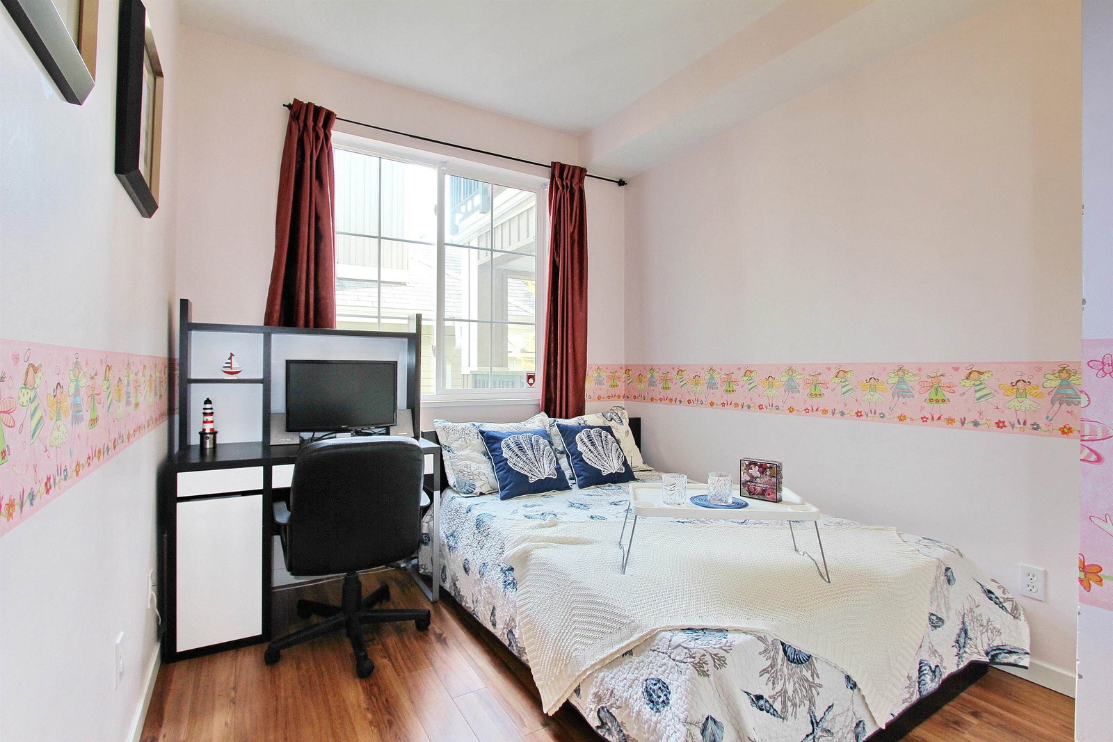 Listing Image 10