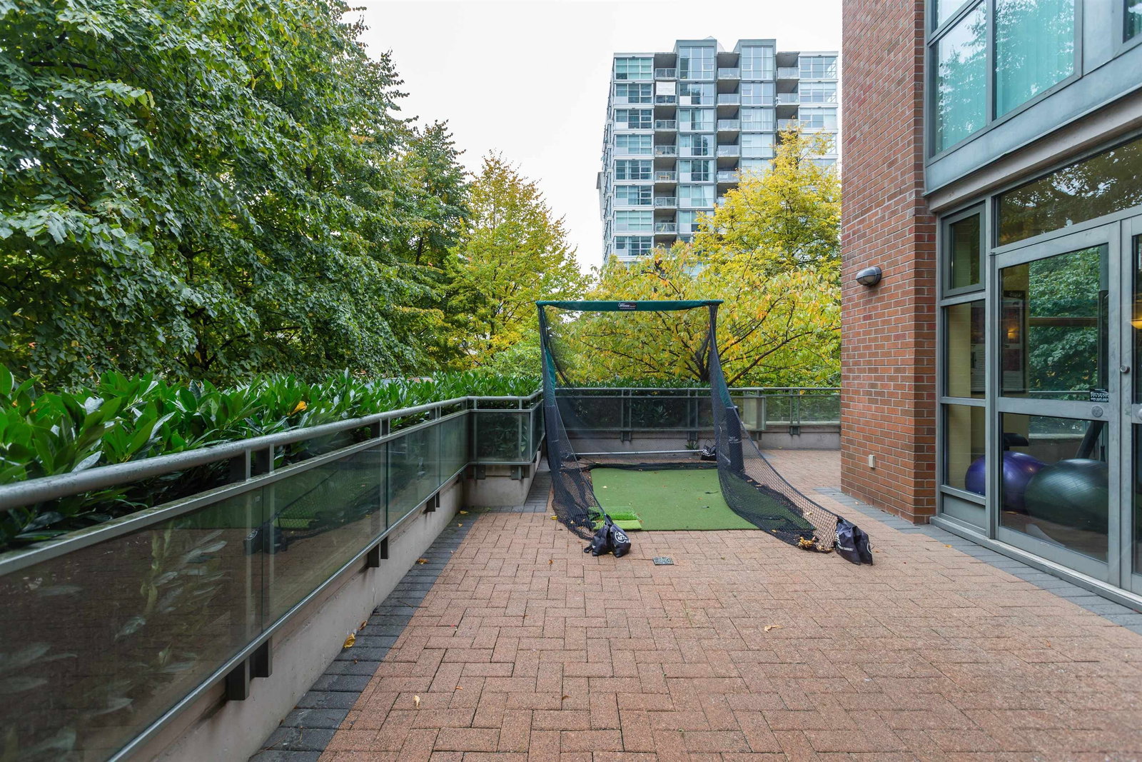 Listing Image 23