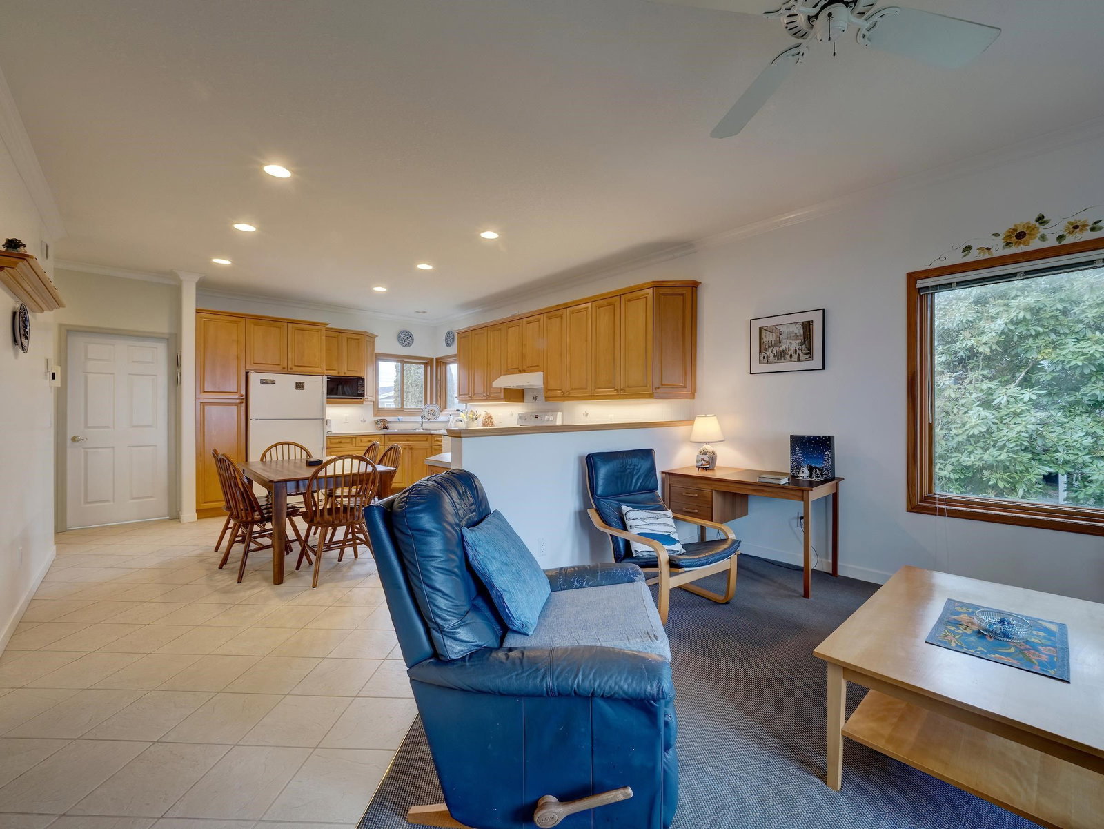 Listing Image 23