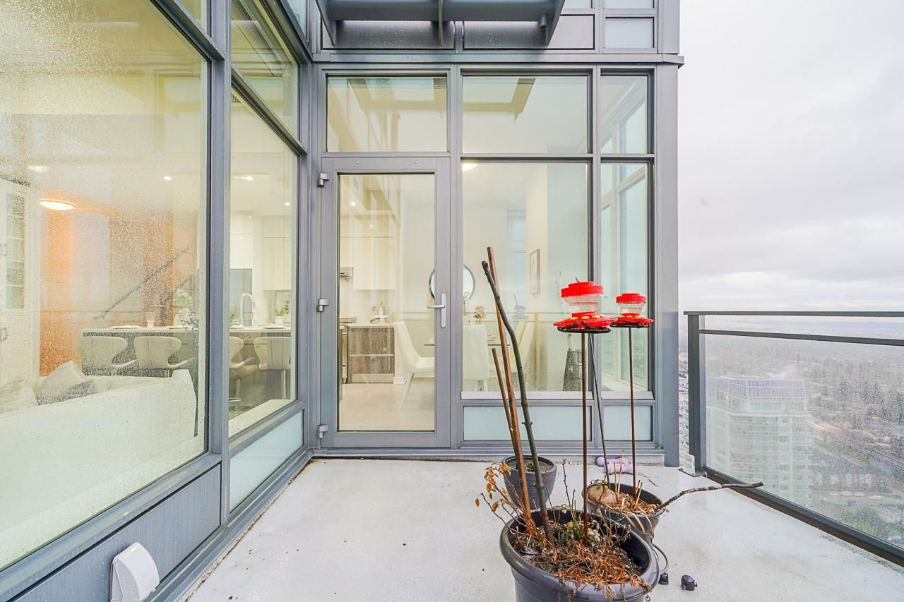 Listing Image 14