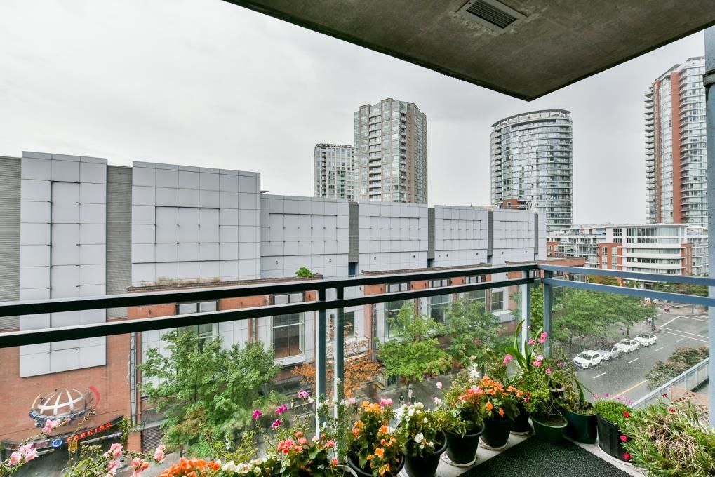 Listing Image 9