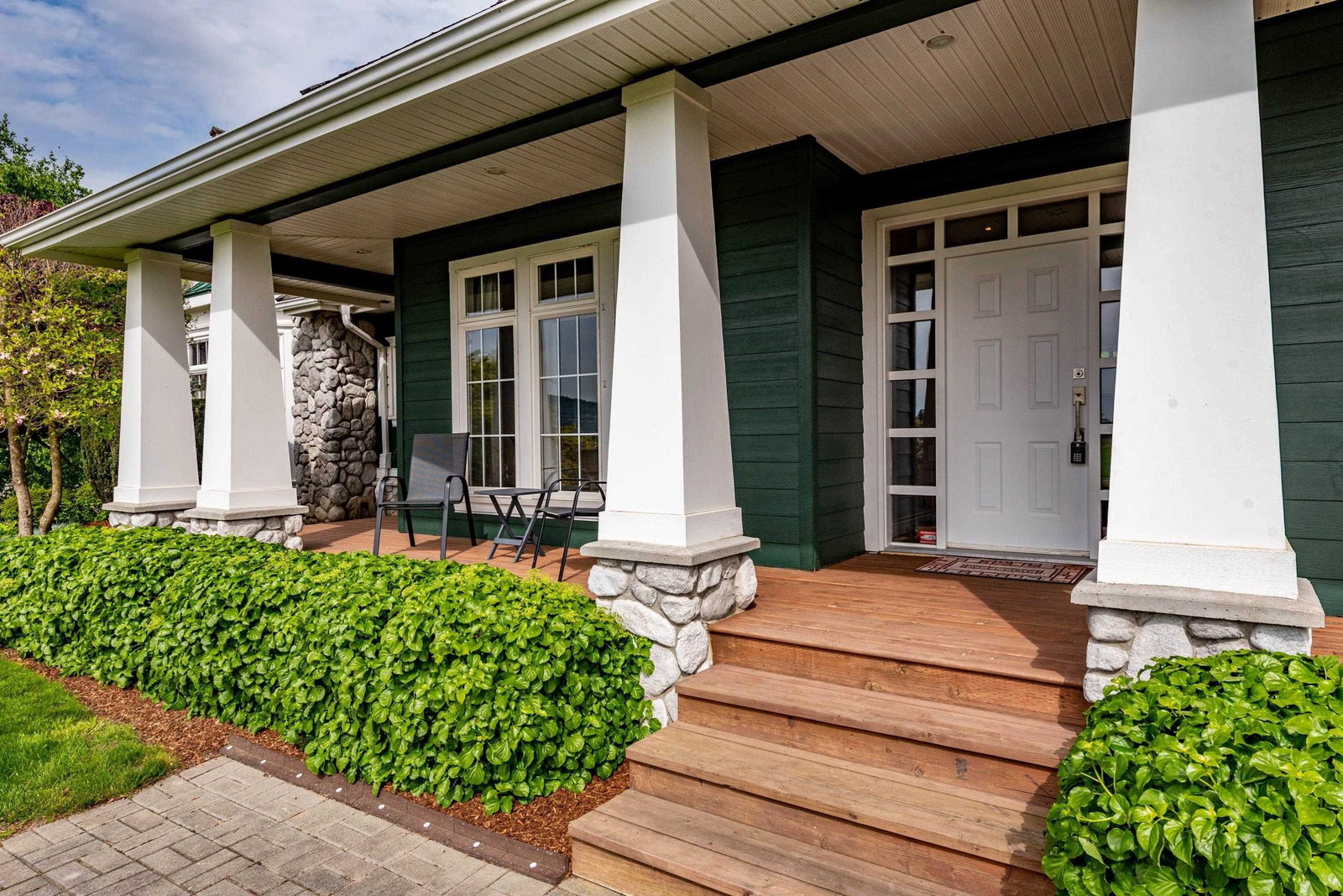 Listing Image 9