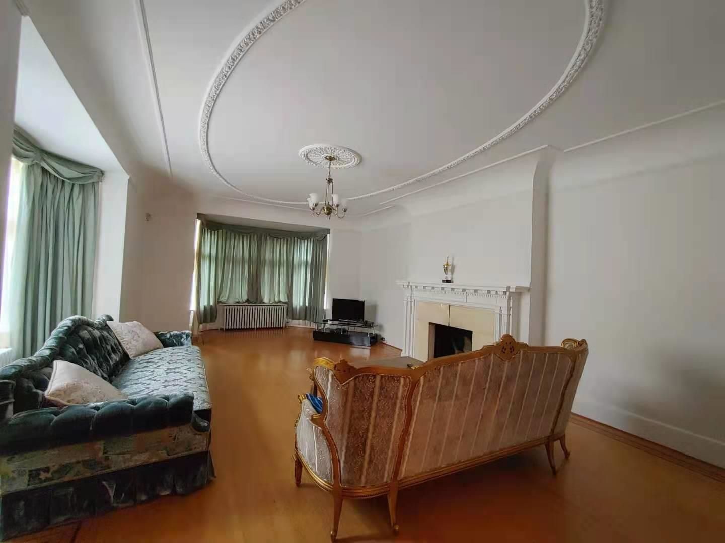 Listing Image 14