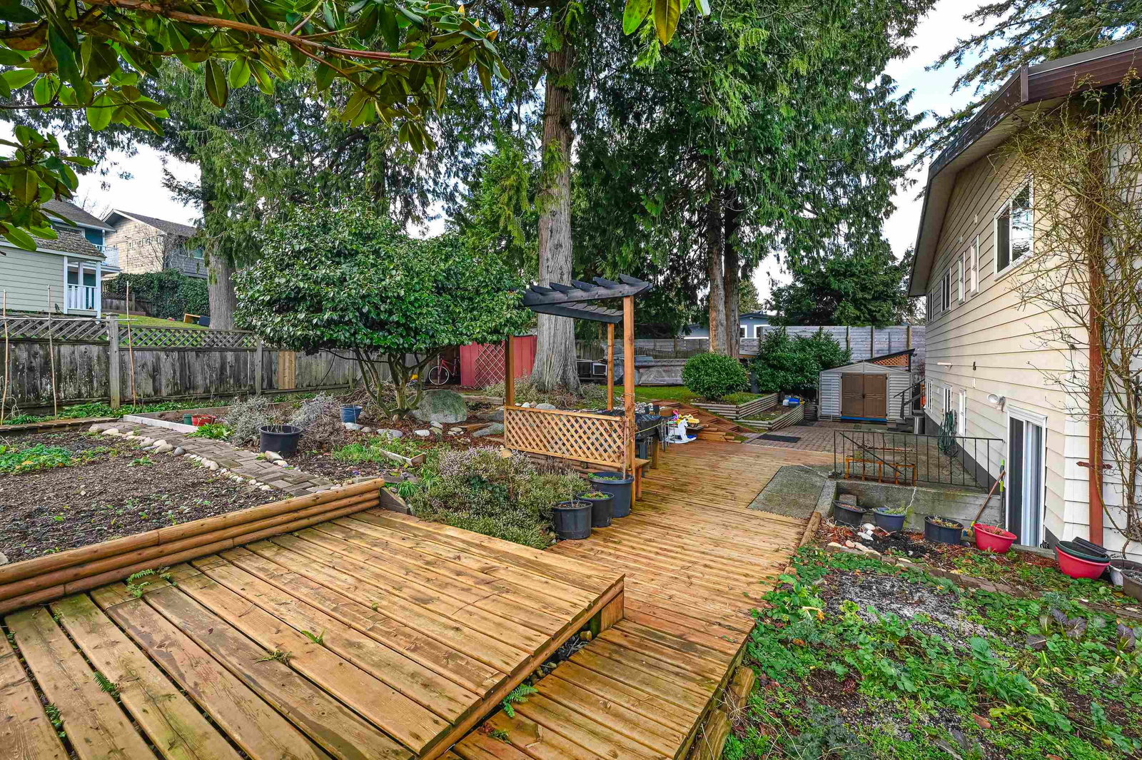 Listing Image 16