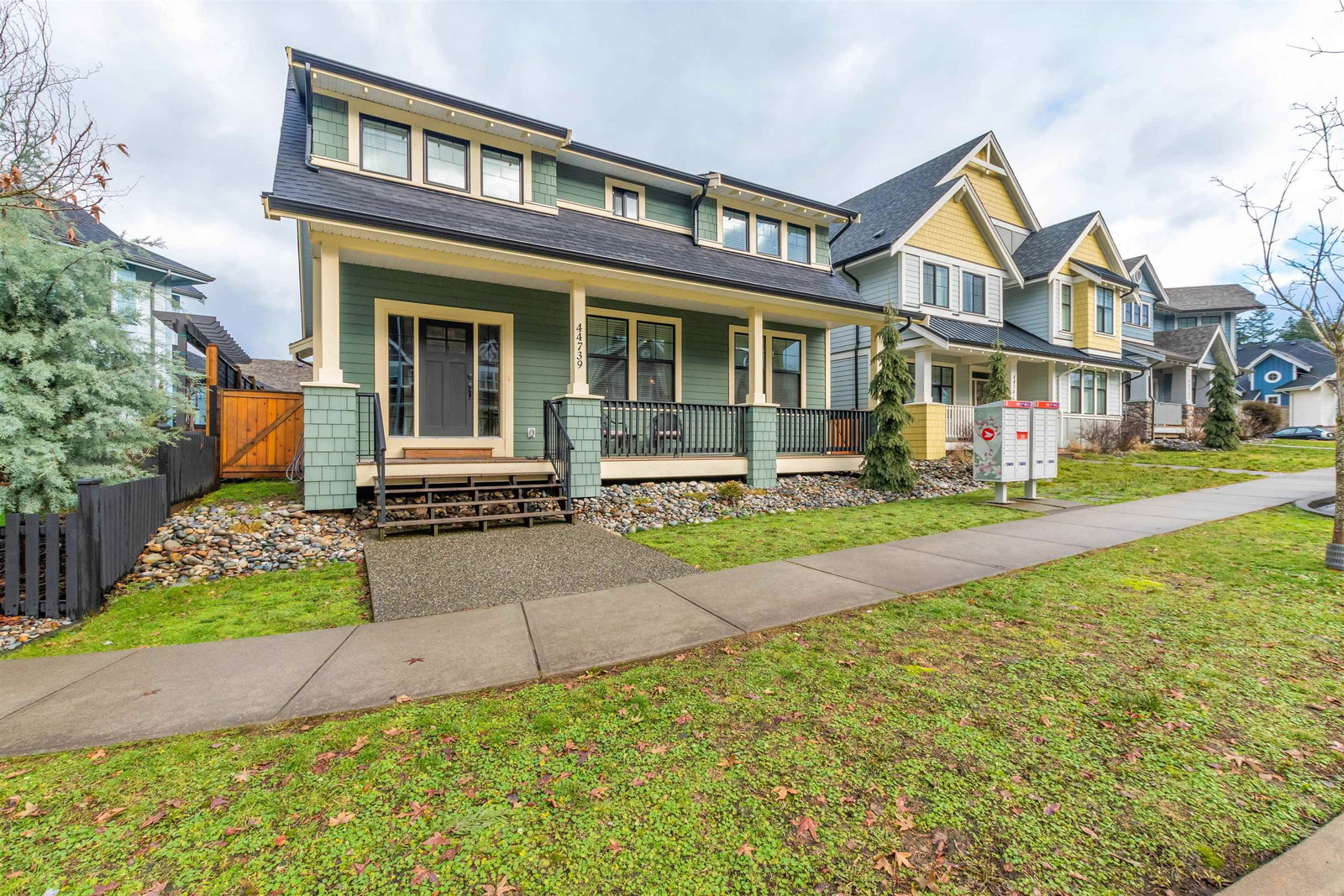 Listing Image 1
