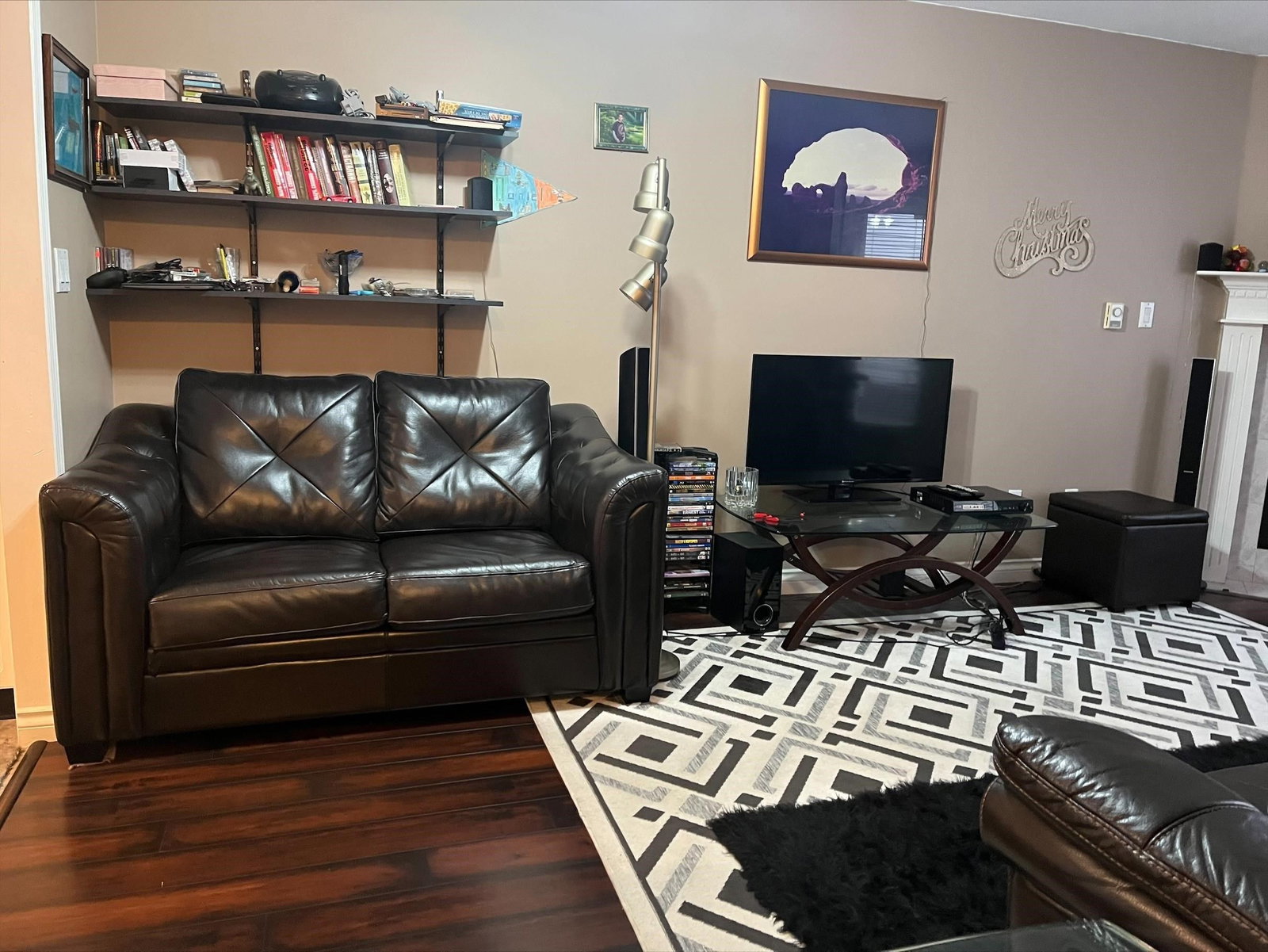 Listing Image 8
