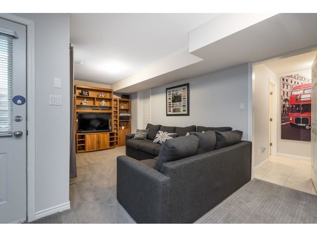 Listing Image 33