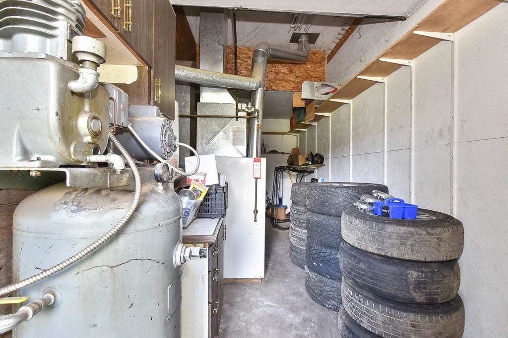 Listing Image 30