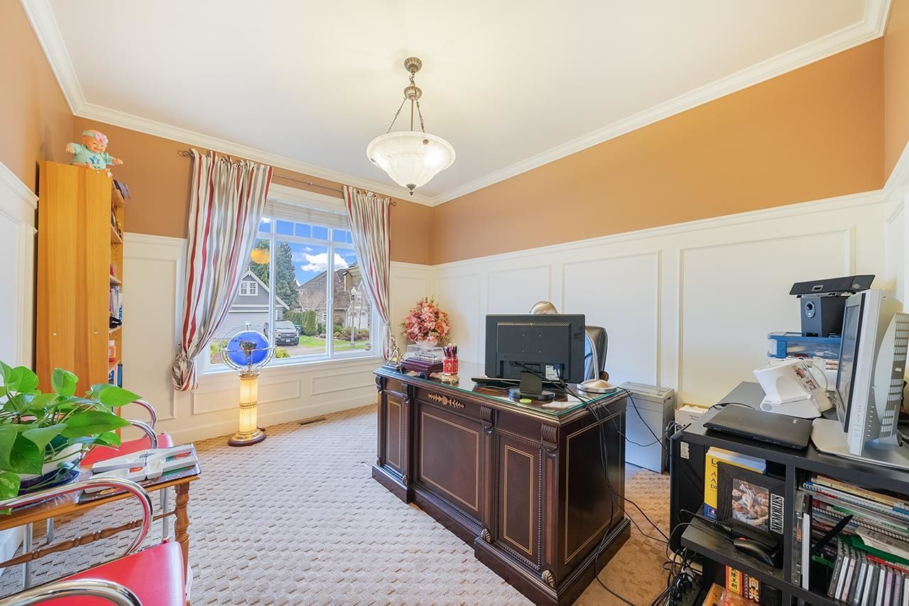 Listing Image 10