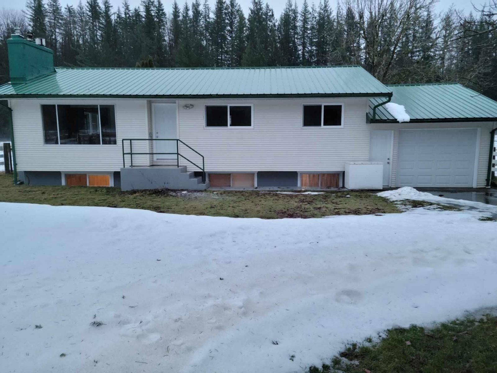Listing Image 6