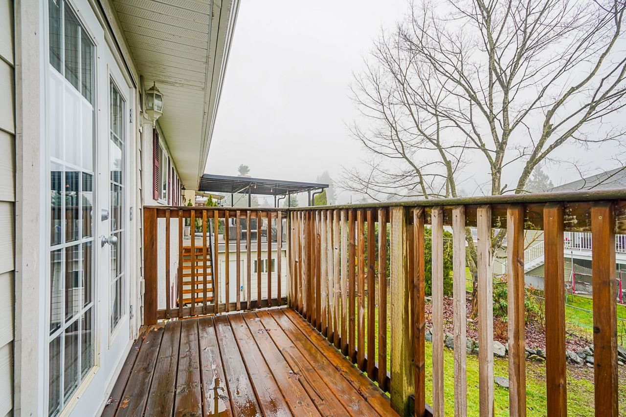 Listing Image 17
