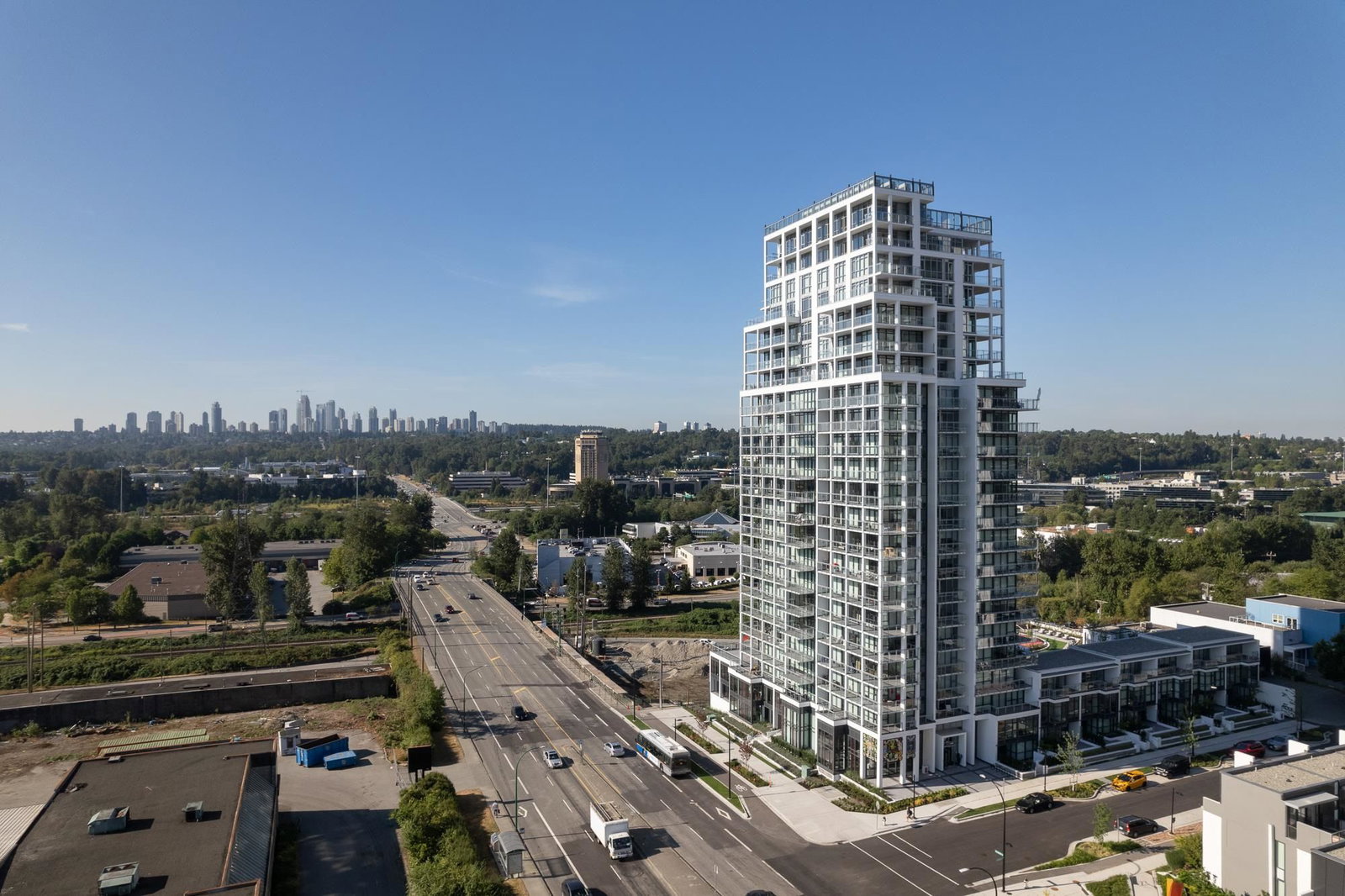 Listing Image 15