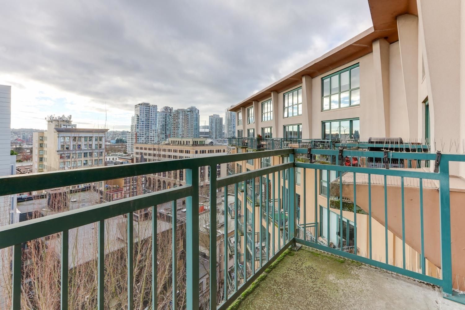 Listing Image 21