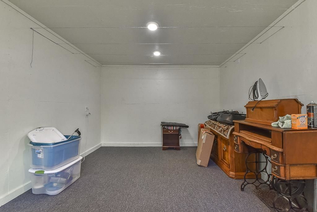 Listing Image 17