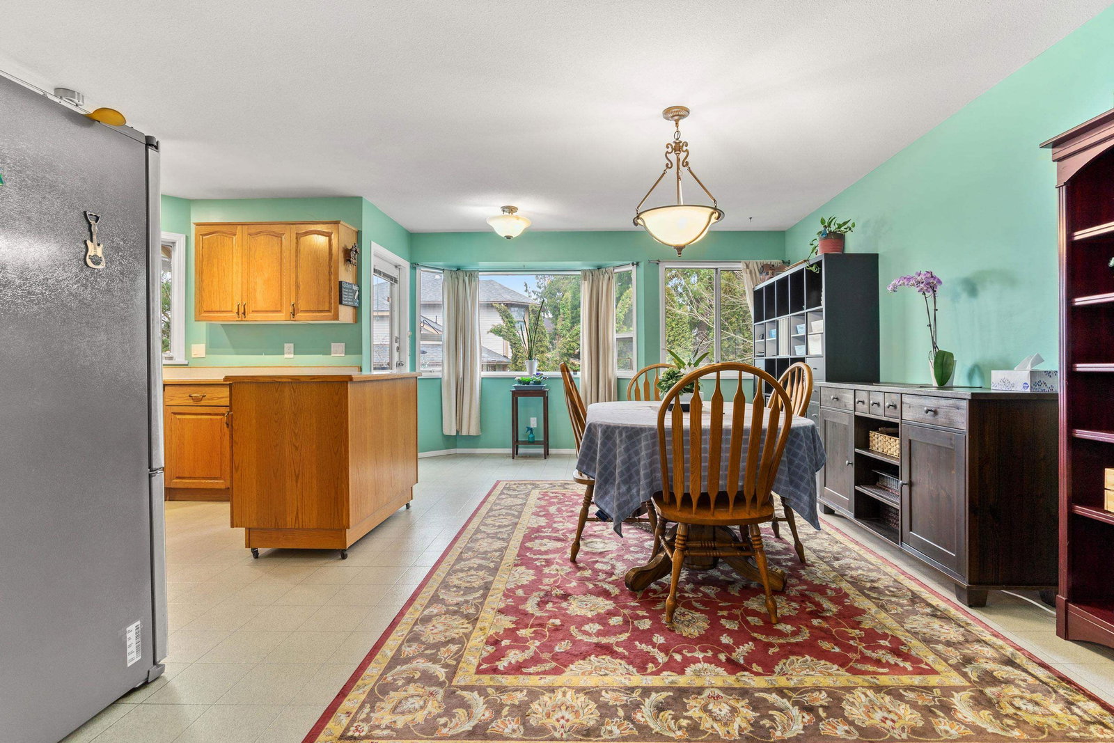 Listing Image 12