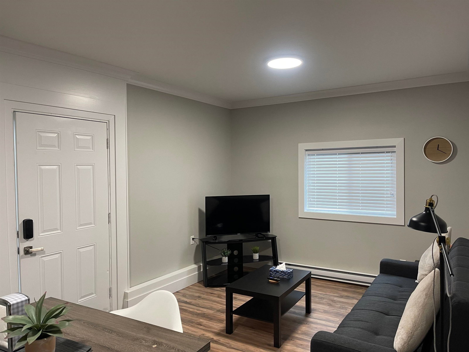 Listing Image 18
