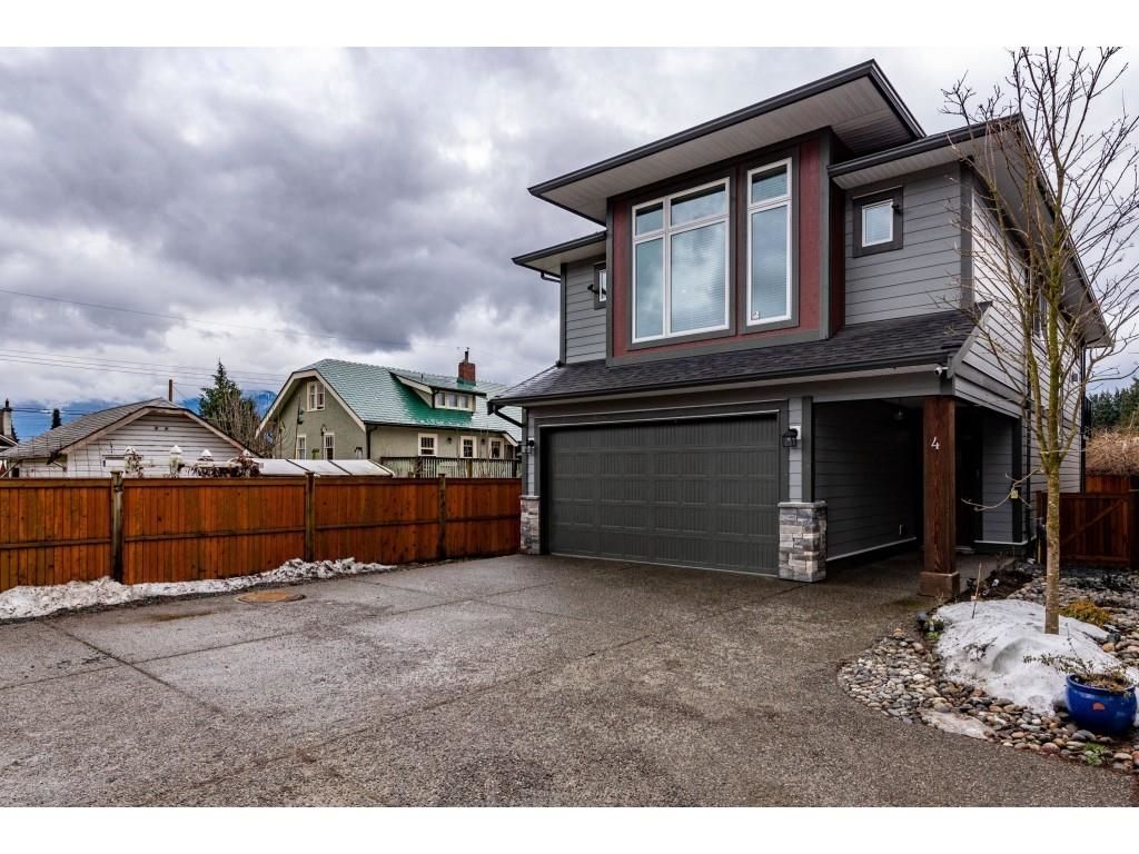 Listing Image 1