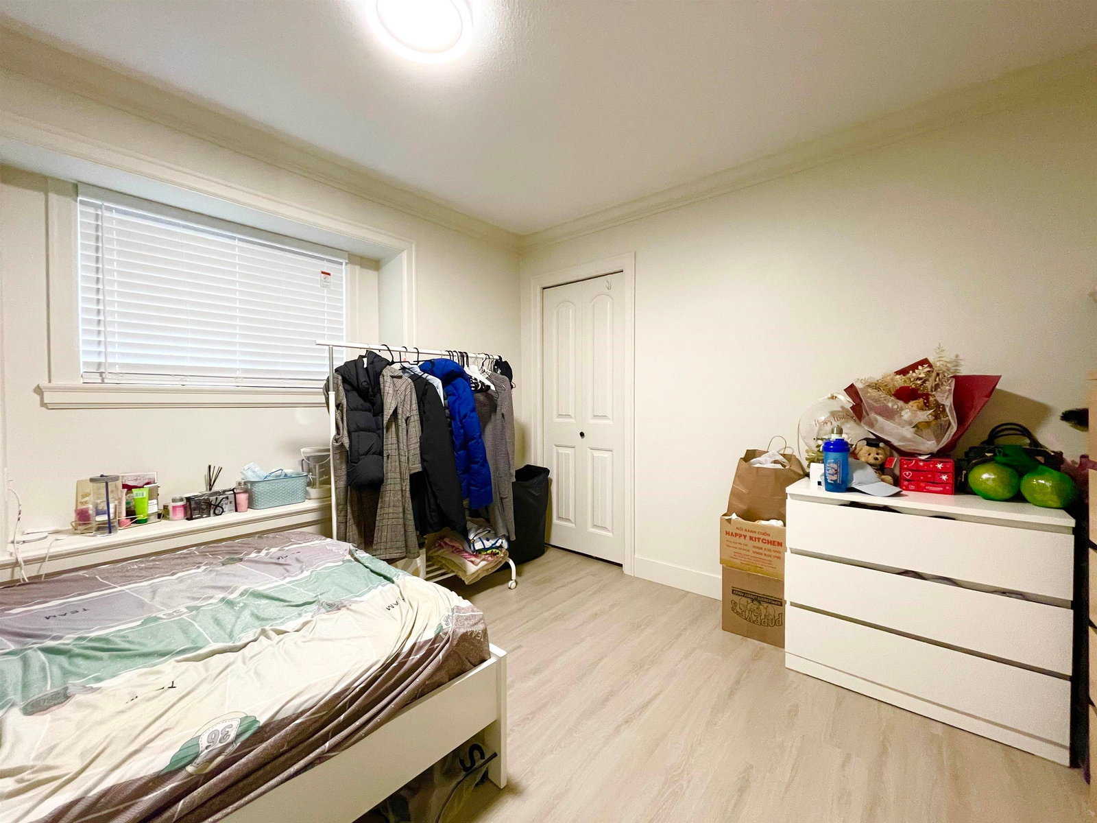Listing Image 20