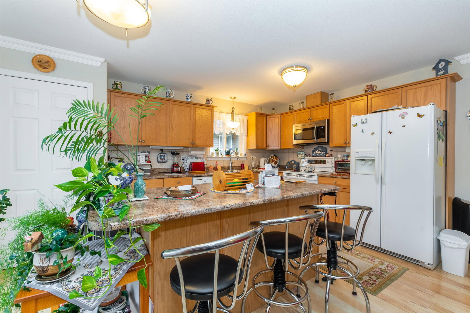 Listing Image 9