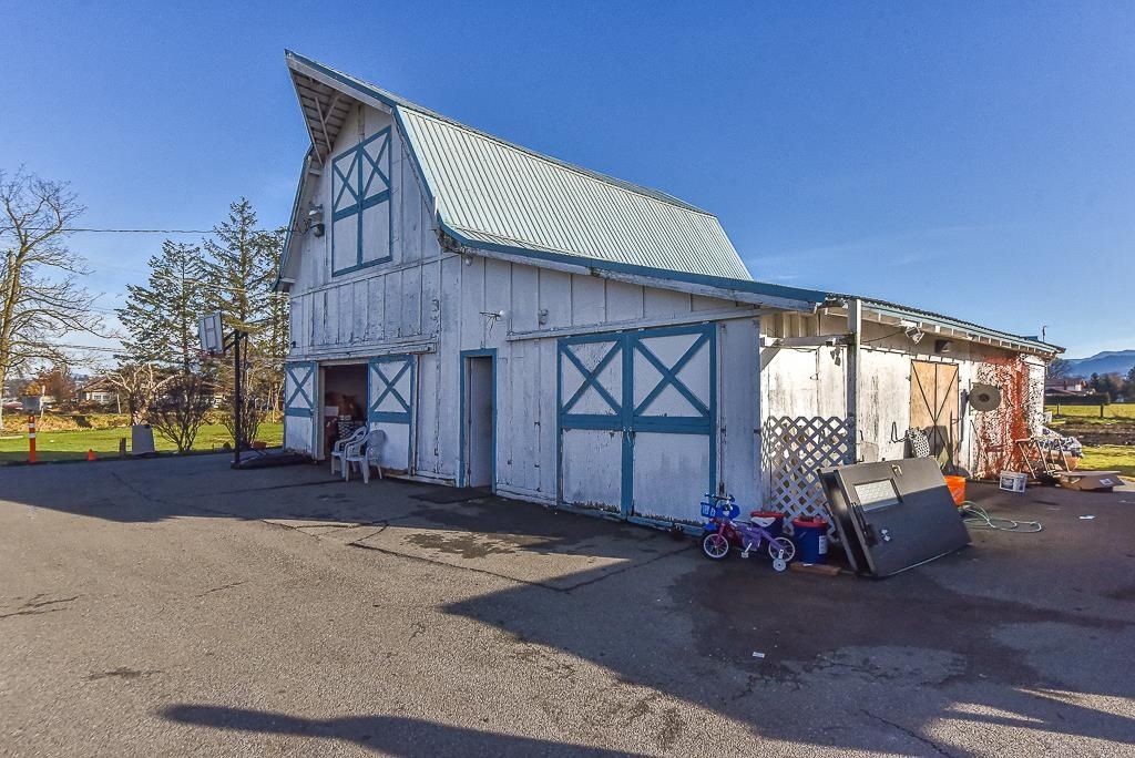 Listing Image 17
