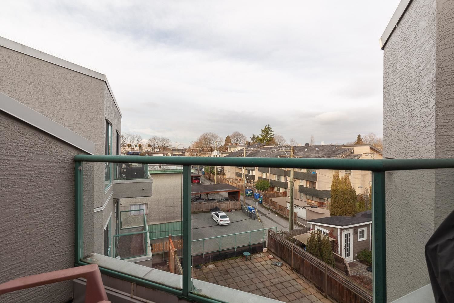 Listing Image 16