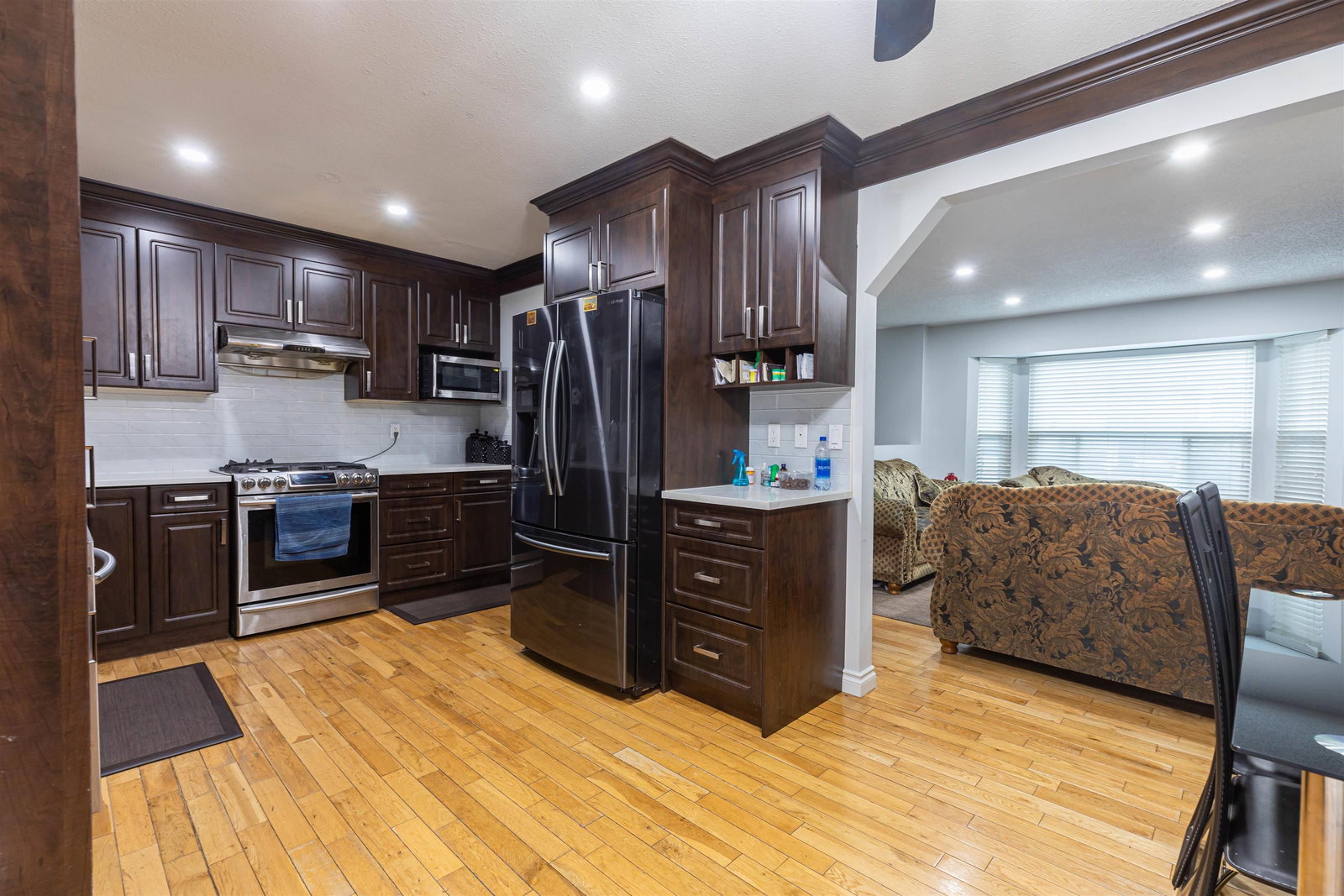 Listing Image 19