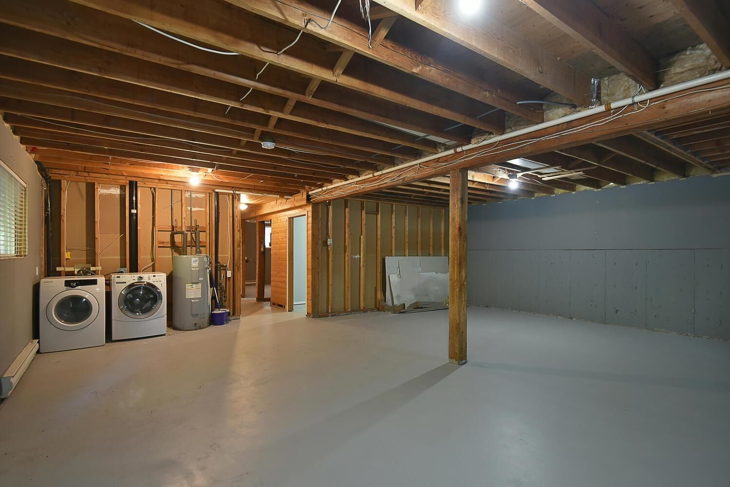 Listing Image 17