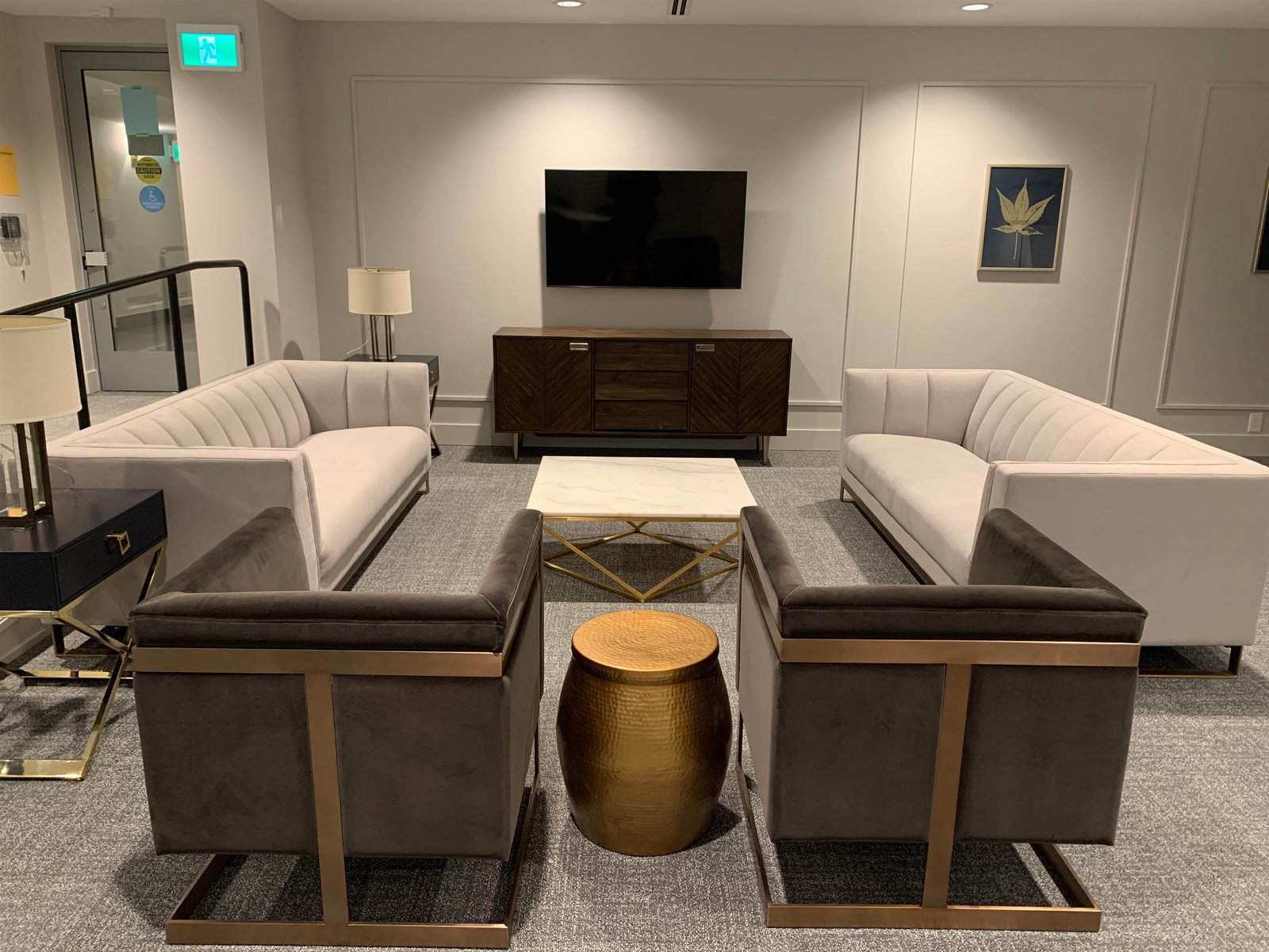 Listing Image 27