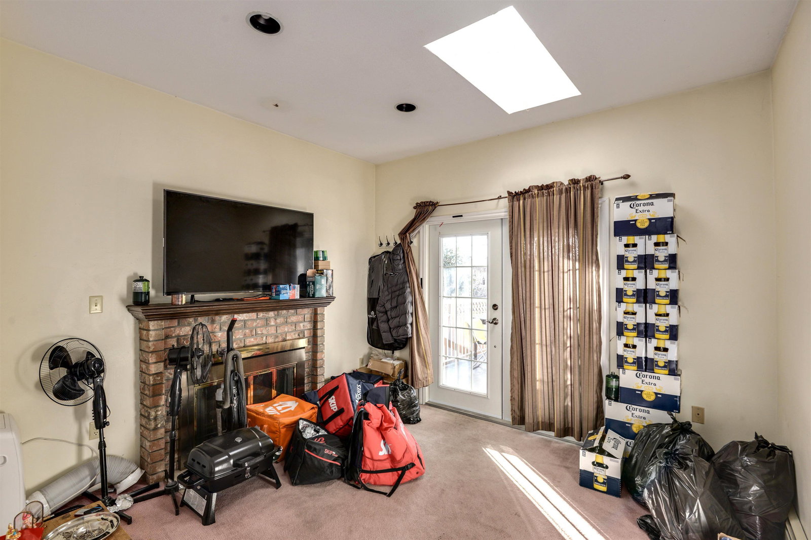 Listing Image 15