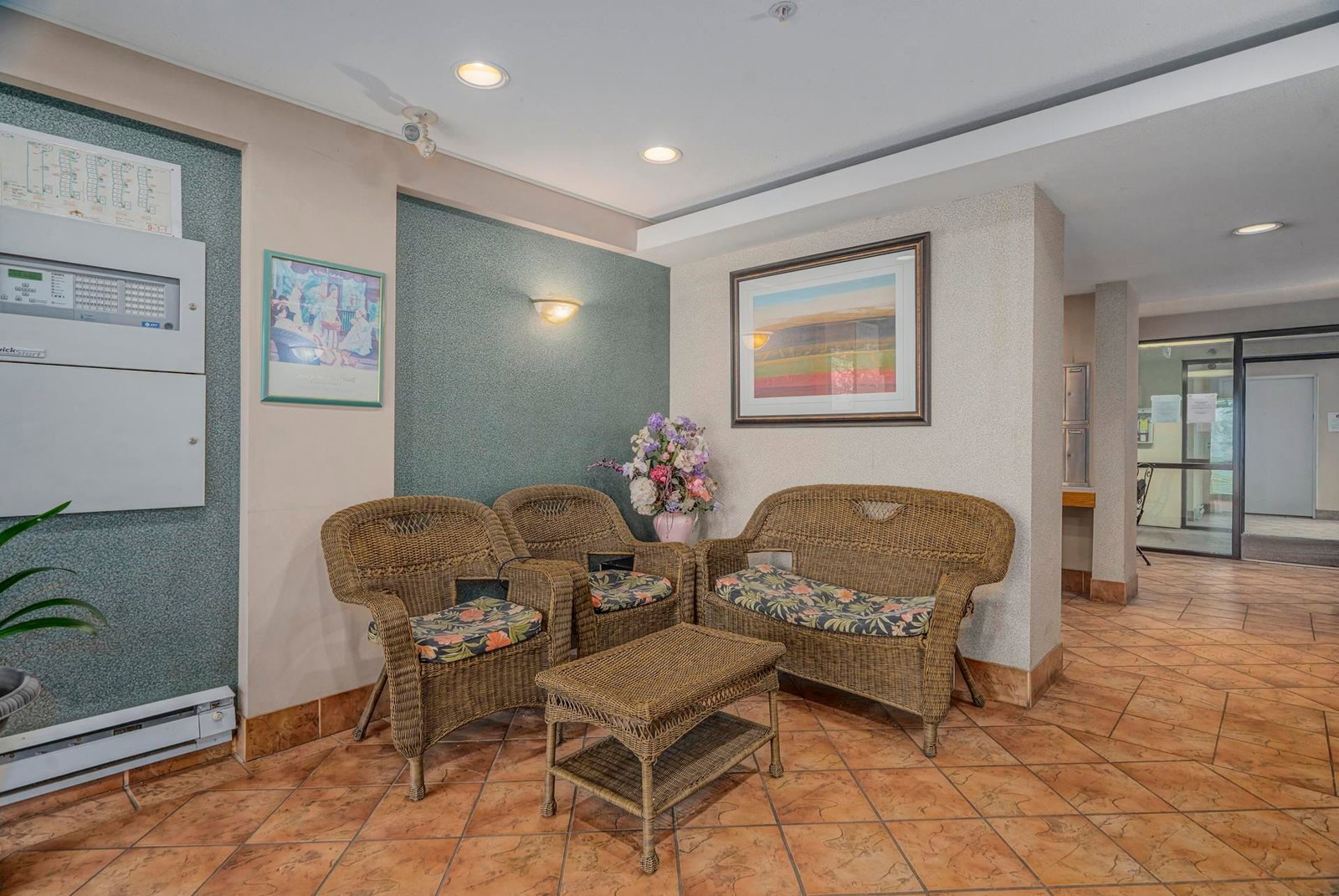 Listing Image 21