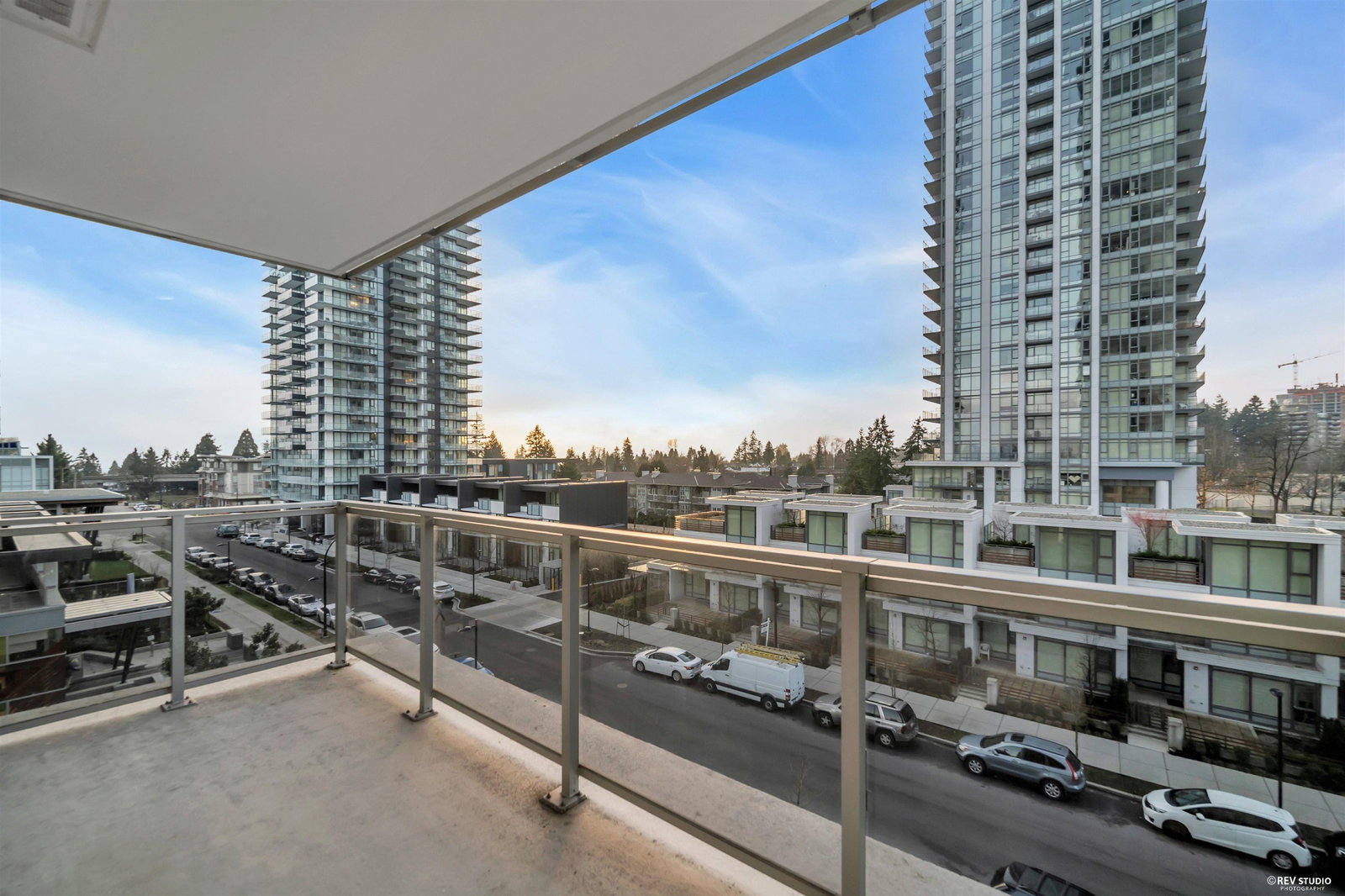 Listing Image 8
