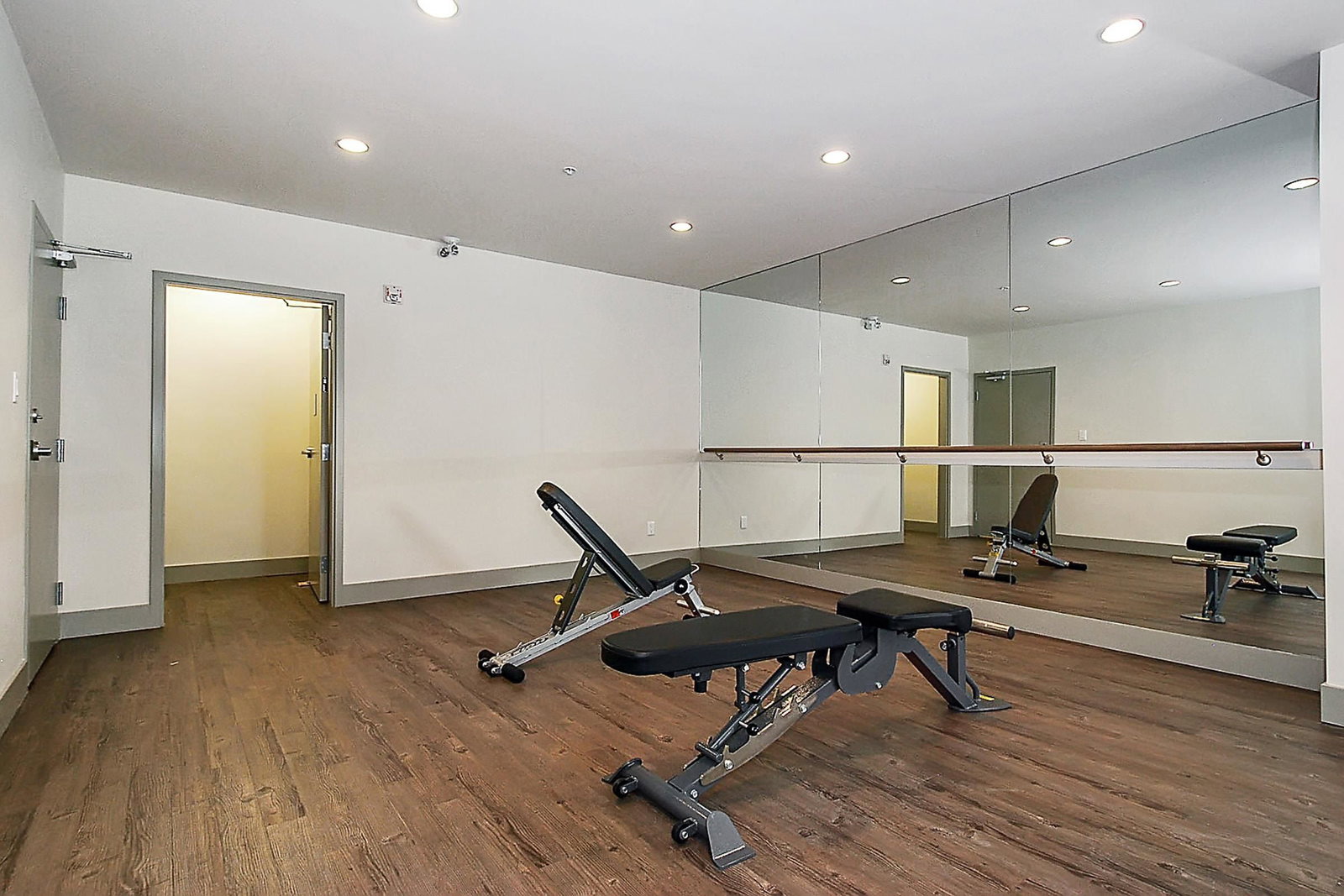 Listing Image 37