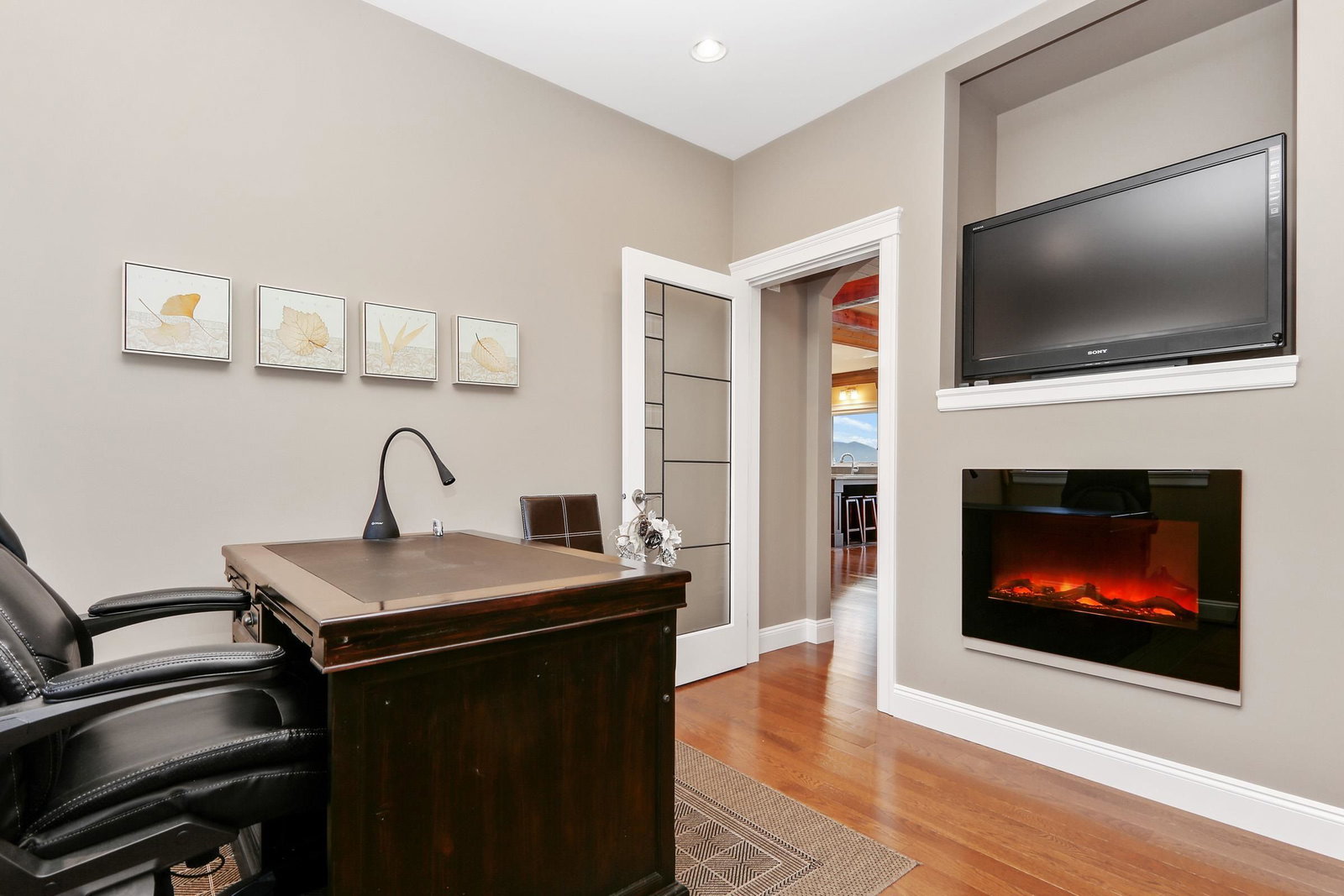 Listing Image 19