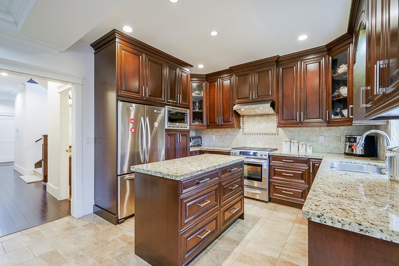 Listing Image 10