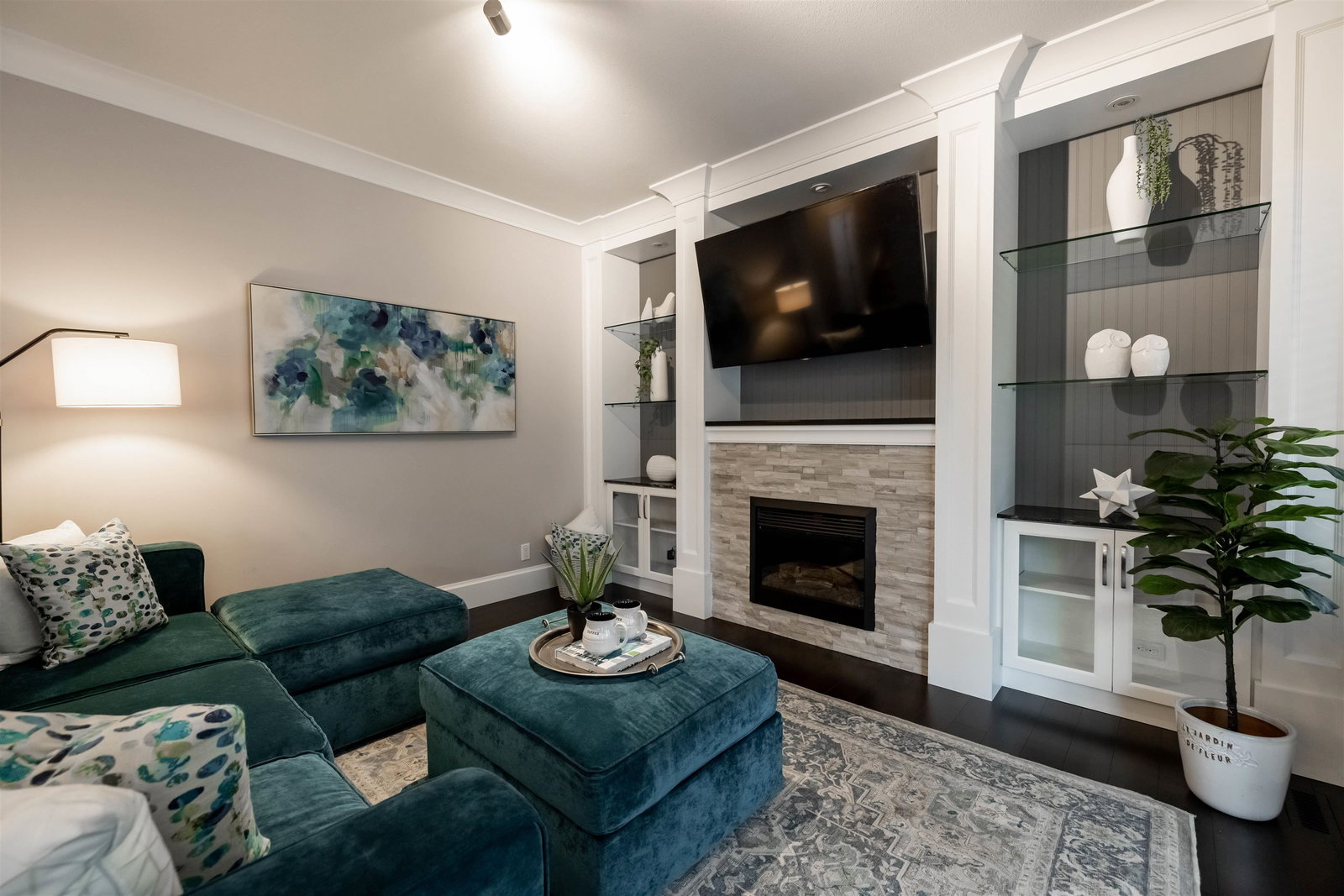 Listing Image 9