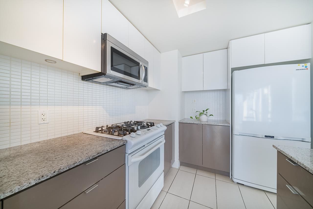 Listing Image 9
