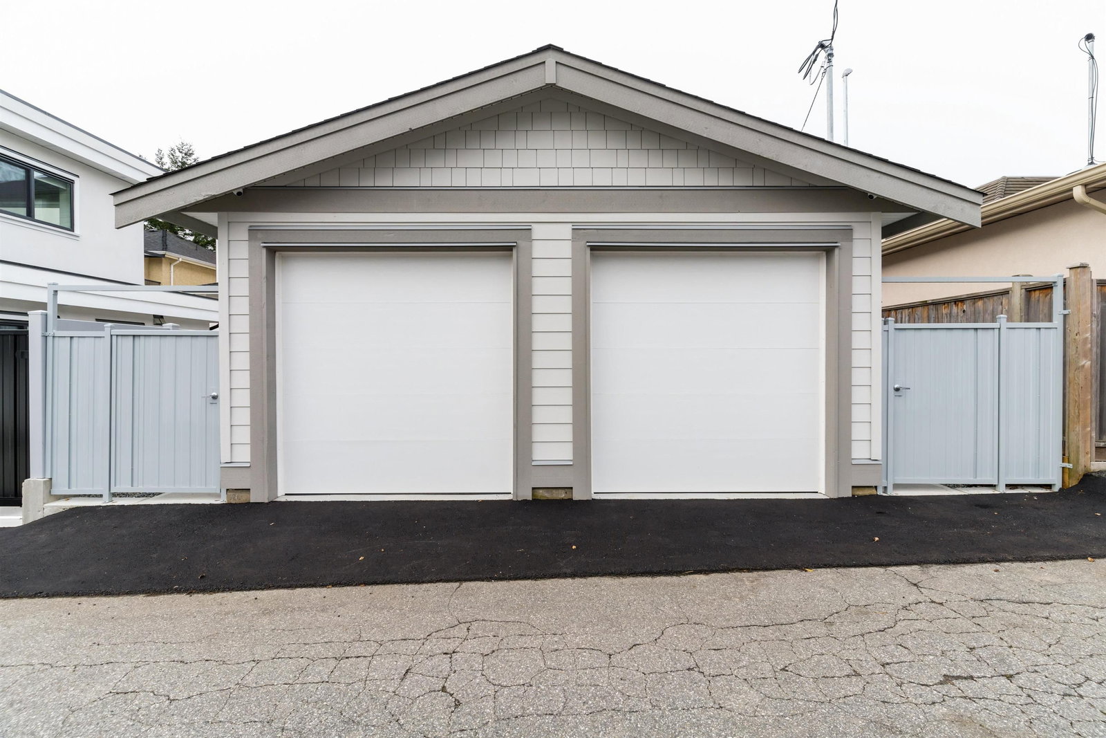 Listing Image 24