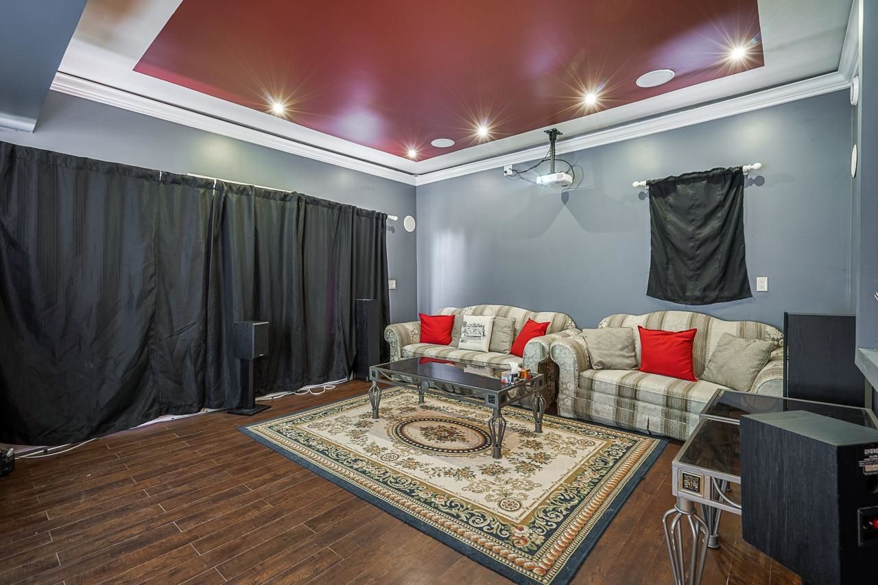 Listing Image 15