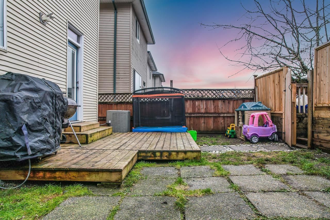 Listing Image 15