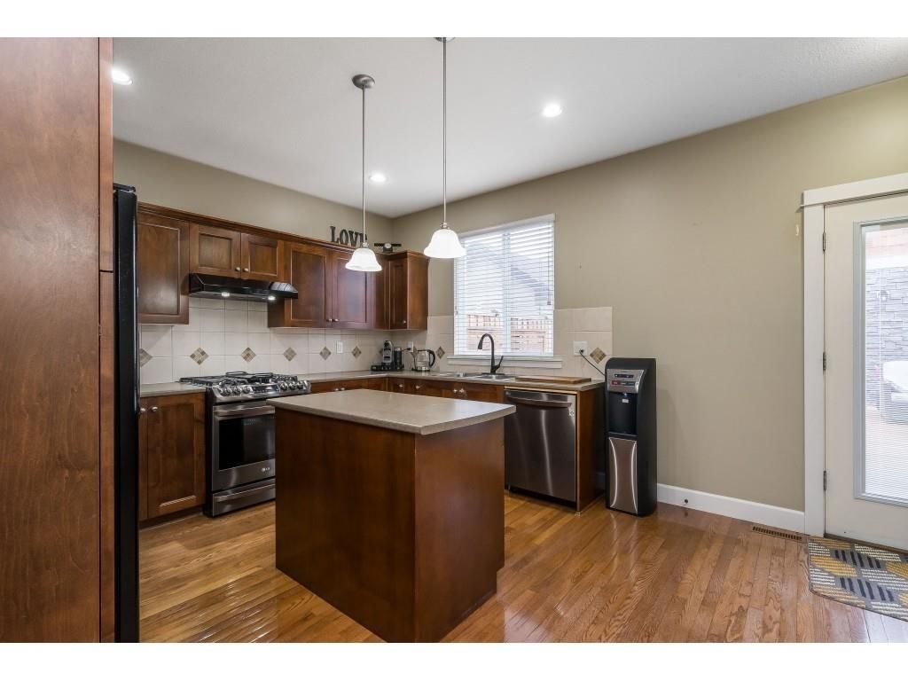 Listing Image 18