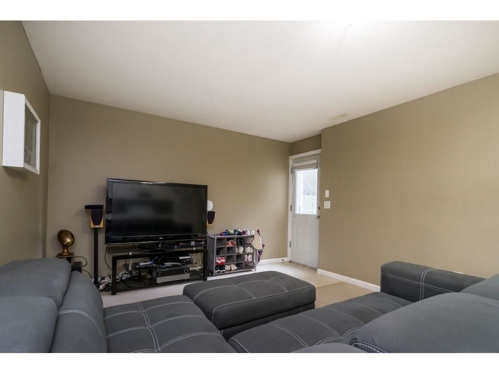 Listing Image 26