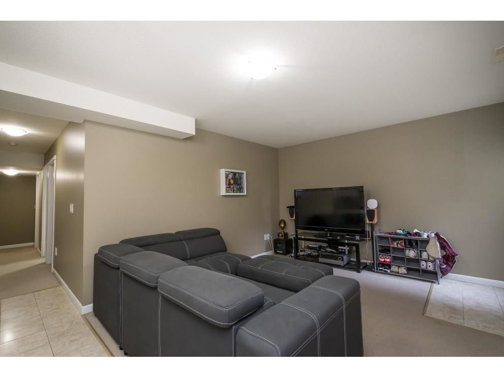 Listing Image 27