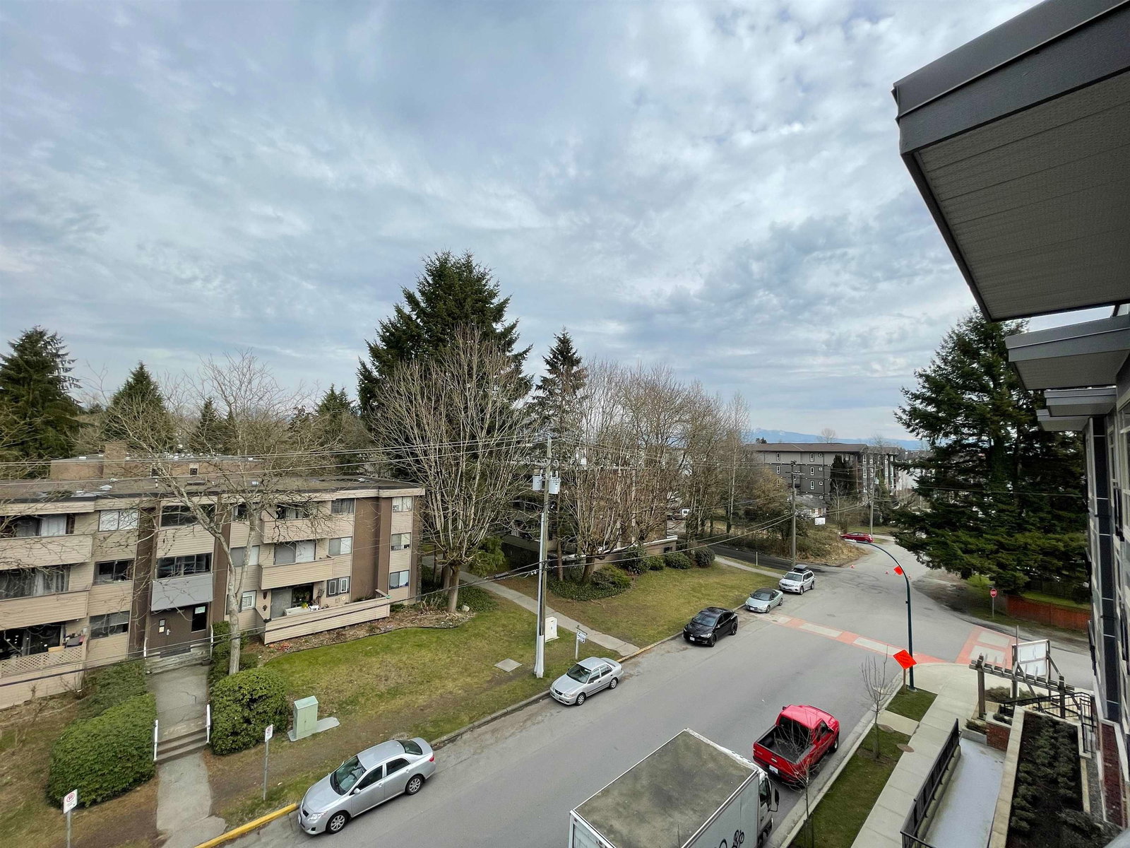 Listing Image 25