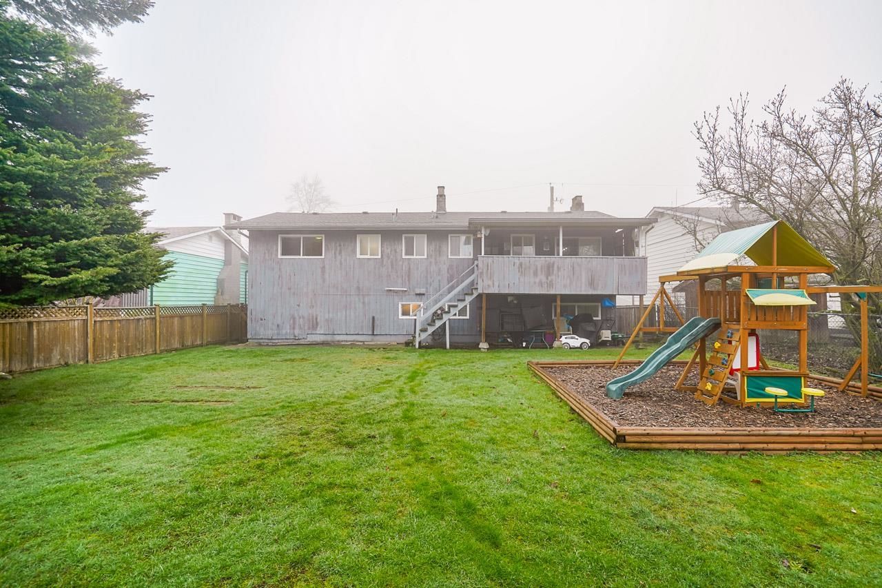 Listing Image 38