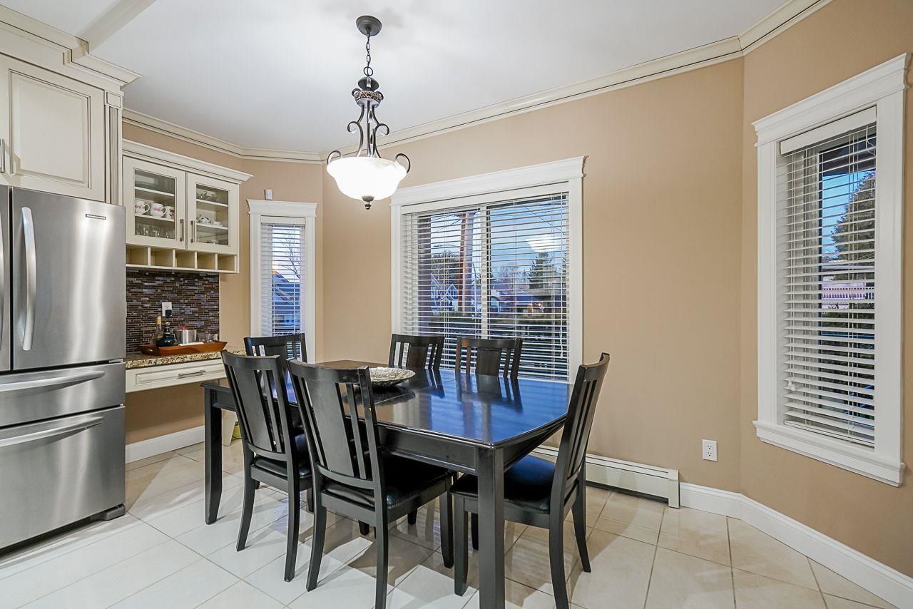 Listing Image 11