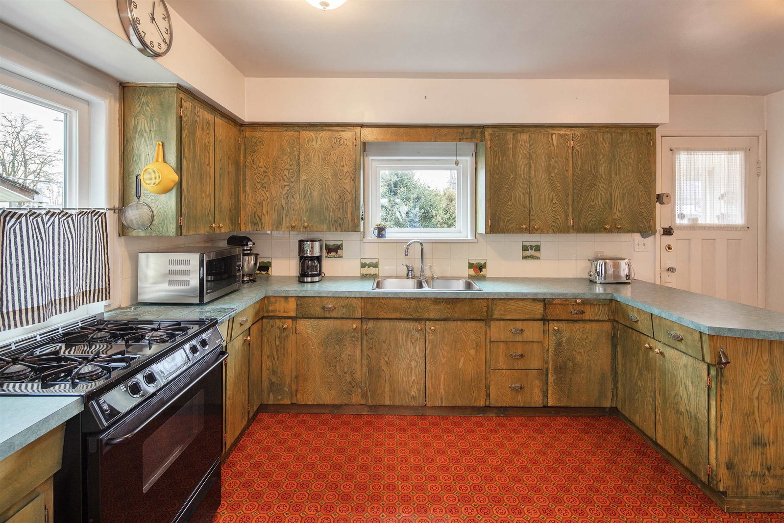 Listing Image 10