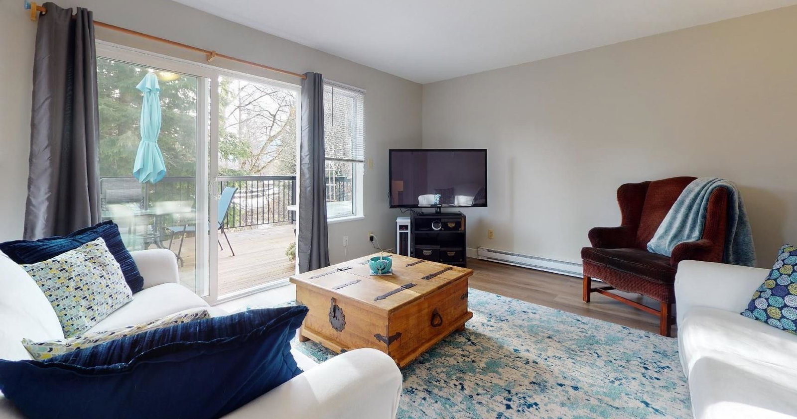 Listing Image 9