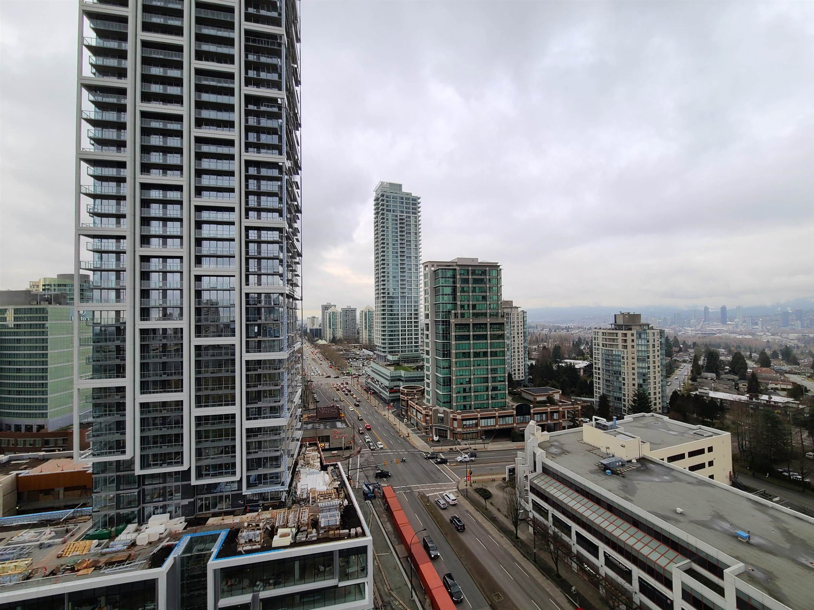Listing Image 11