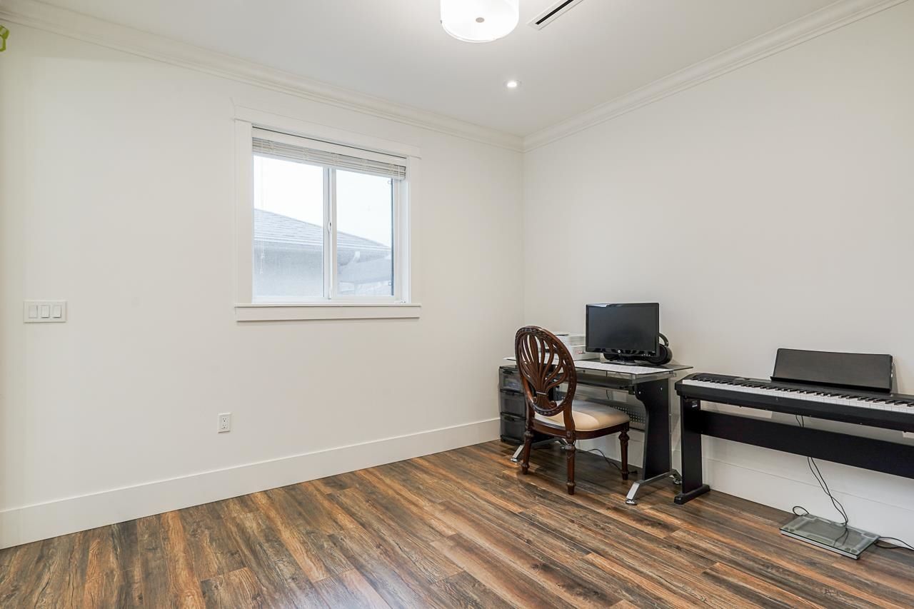 Listing Image 22