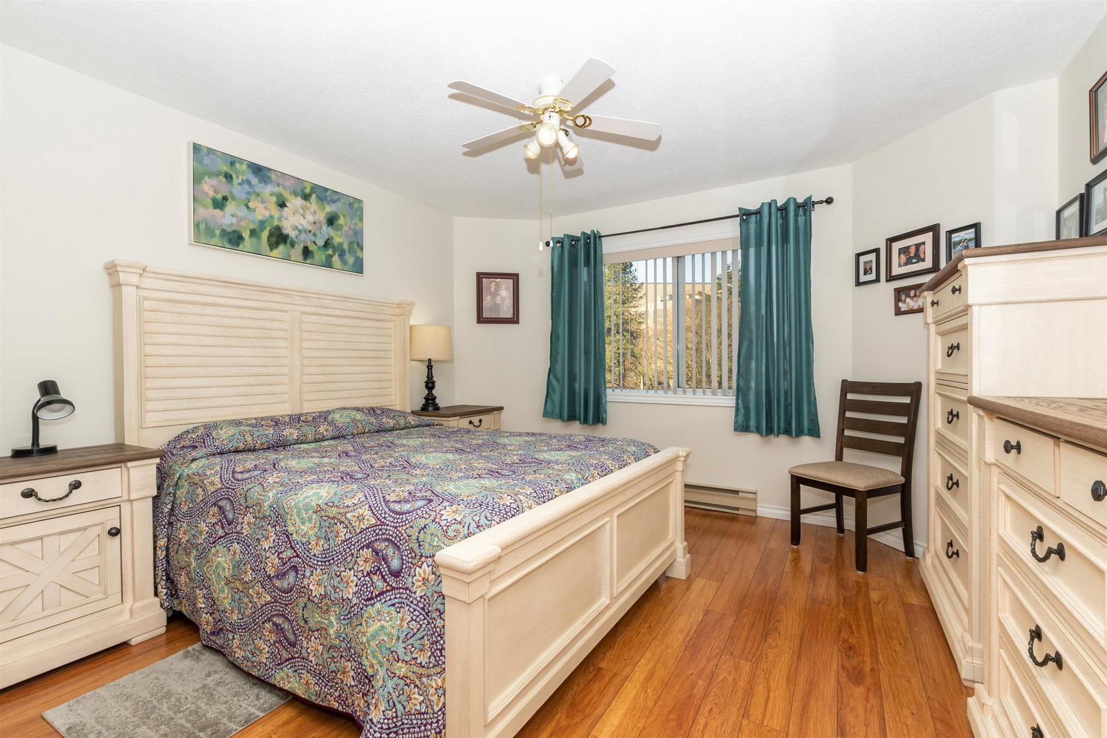 Listing Image 21